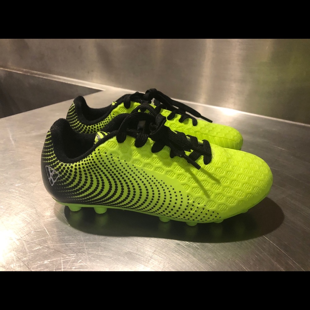 Kid Soccer Shoes neon green size 1
